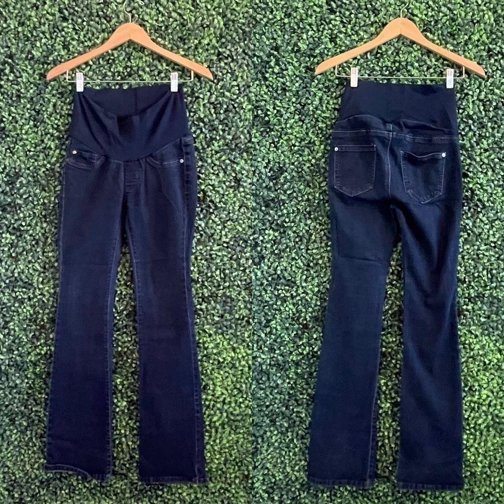A Pea In The Pod Maternity Medium Wash Jeans